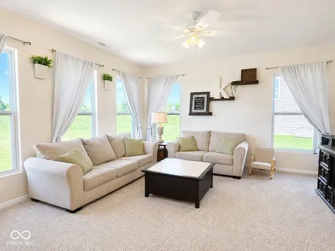 30 Mandon Court Cicero IN 46034