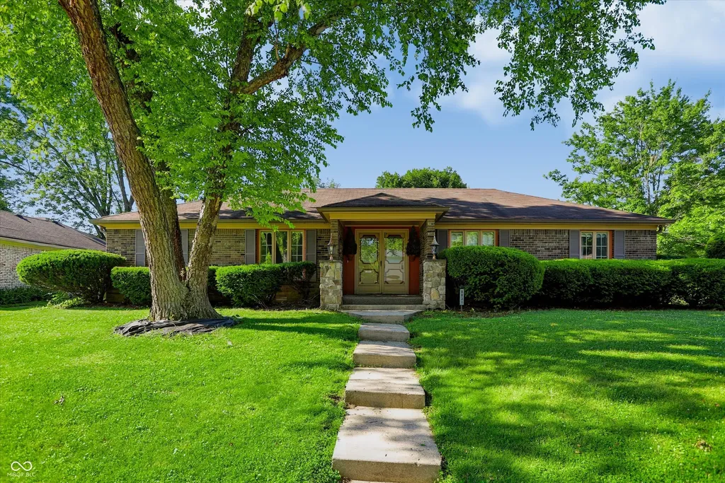 8831 Beckford Drive Indianapolis IN 46234