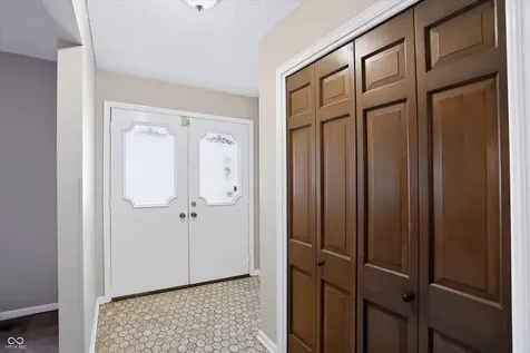 8831 Beckford Drive Indianapolis IN 46234