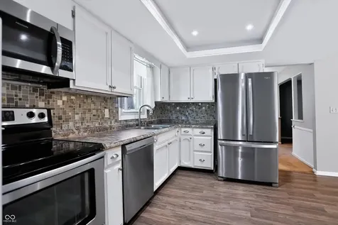 8831 Beckford Drive Indianapolis IN 46234