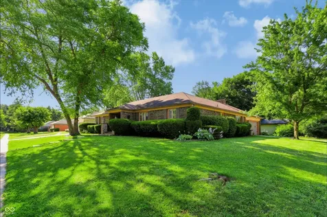 8831 Beckford Drive Indianapolis IN 46234