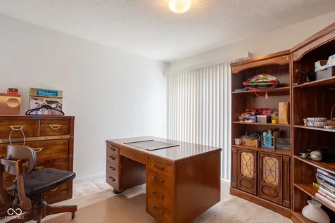 10924 St Petersburg Way Indianapolis IN 46229