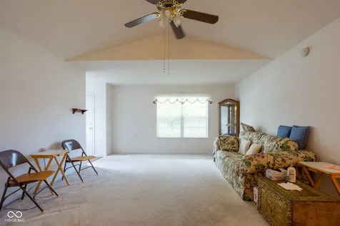 10924 St Petersburg Way Indianapolis IN 46229