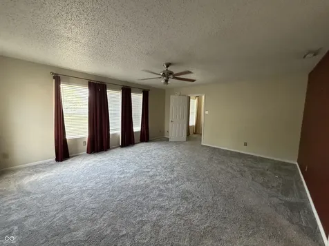 632 Runnymede Court Greenfield IN 46140