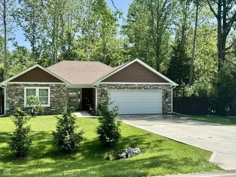 640 Mill Springs Coatesville IN 46121