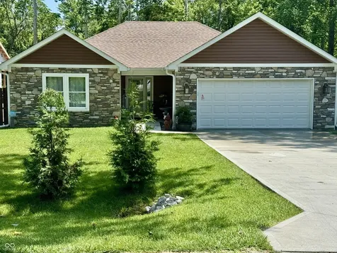 640 Mill Springs Coatesville IN 46121