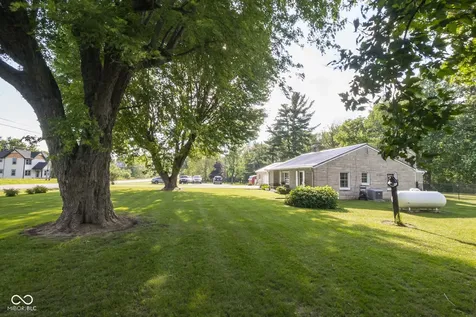 3326 W Us Highway 36 Danville IN 46122