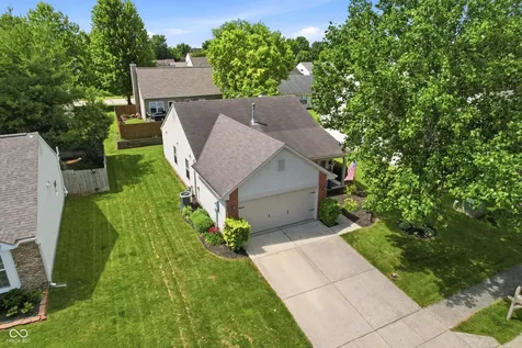 725 Chestnut Lane Brownsburg IN 46112