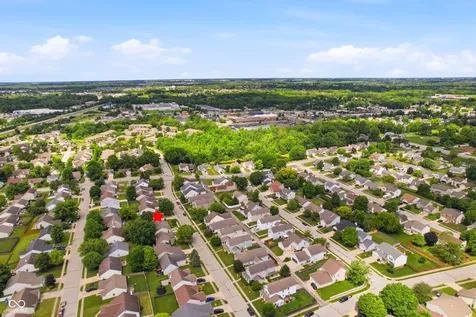 725 Chestnut Lane Brownsburg IN 46112