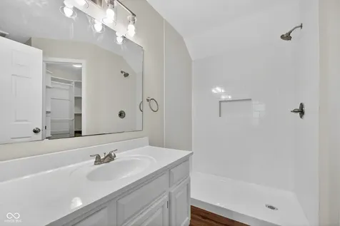 5794 Annandale Drive Carmel IN 46033