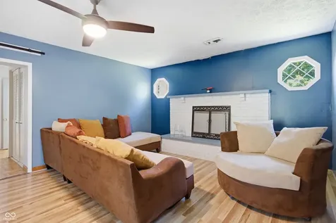 8948 Robey Drive Indianapolis IN 46234