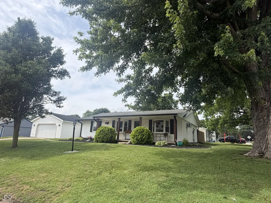 324 Sleepy Lane Attica IN 47918