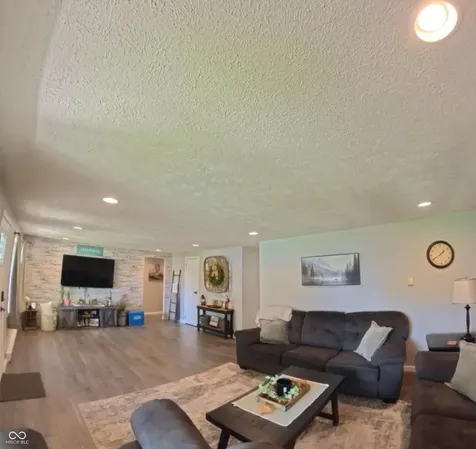 324 Sleepy Lane Attica IN 47918