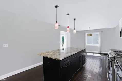 3852 Premier Drive Columbus IN 47203
