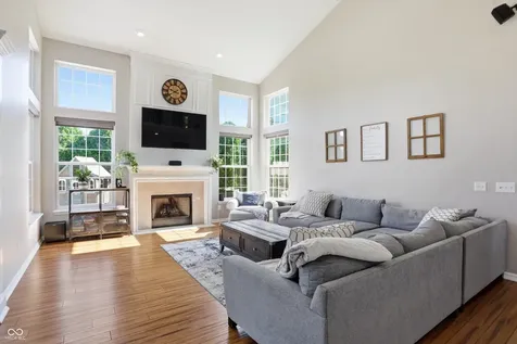 12584 Elgin Court Fishers IN 46037