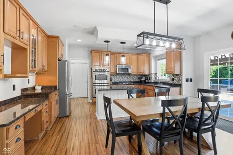 12584 Elgin Court Fishers IN 46037