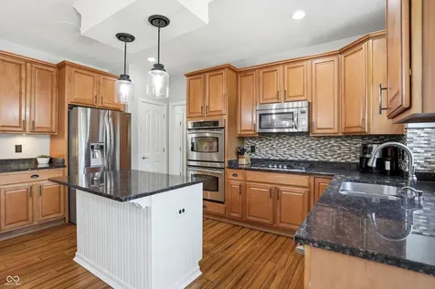 12584 Elgin Court Fishers IN 46037