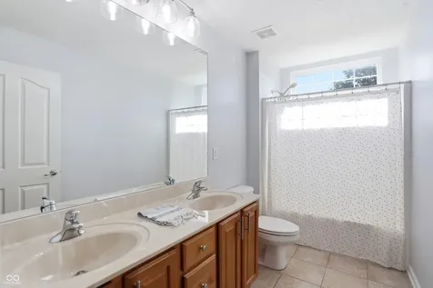 12584 Elgin Court Fishers IN 46037