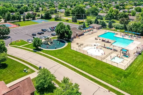12584 Elgin Court Fishers IN 46037