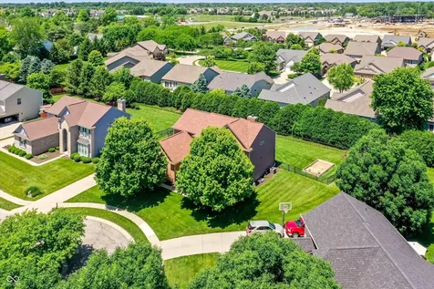 12584 Elgin Court Fishers IN 46037