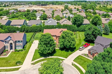 12584 Elgin Court Fishers IN 46037