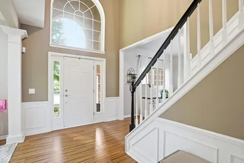 12584 Elgin Court Fishers IN 46037