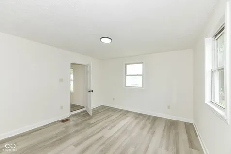402 W Monroe Street Alexandria IN 46001