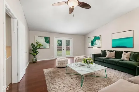 8536 Friendship Lane Indianapolis IN 46217