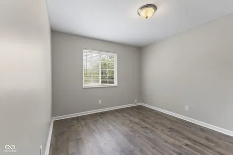 8536 Friendship Lane Indianapolis IN 46217