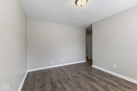 8536 Friendship Lane Indianapolis IN 46217