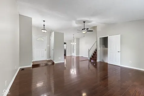 8536 Friendship Lane Indianapolis IN 46217