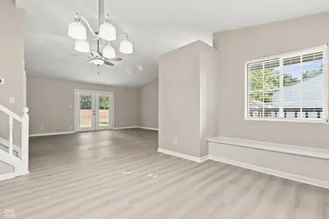 8536 Friendship Lane Indianapolis IN 46217