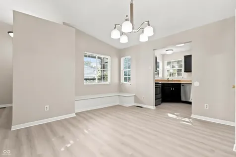 8536 Friendship Lane Indianapolis IN 46217