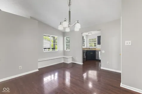 8536 Friendship Lane Indianapolis IN 46217