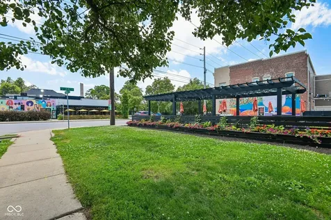 1829 Livery Way Indianapolis IN 46202