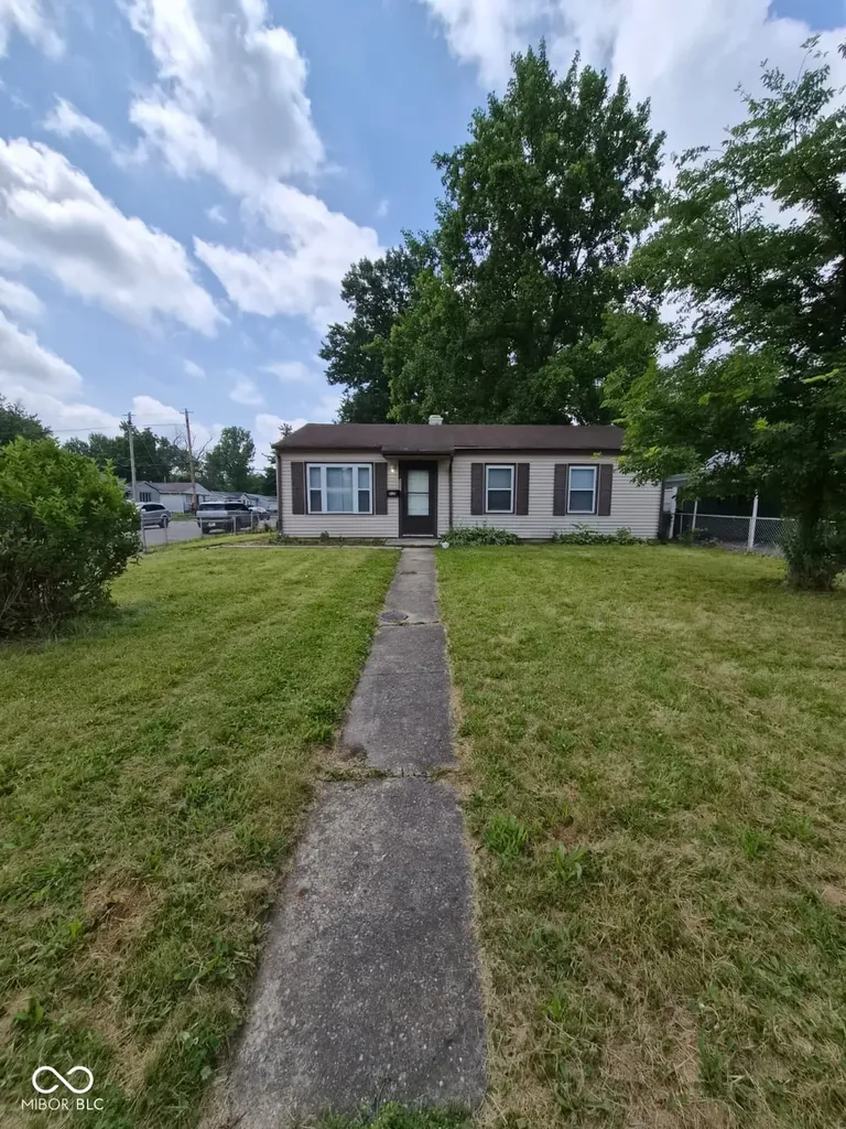 5329 E 34th Street Indianapolis IN 46218