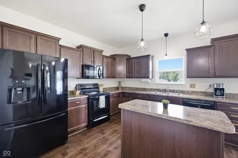 11755 Zander Drive Indianapolis IN 46235