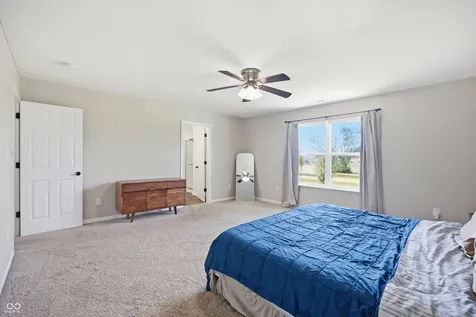11755 Zander Drive Indianapolis IN 46235