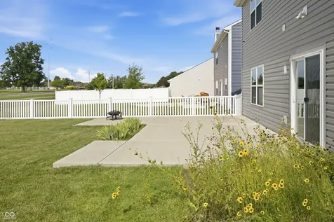 11755 Zander Drive Indianapolis IN 46235