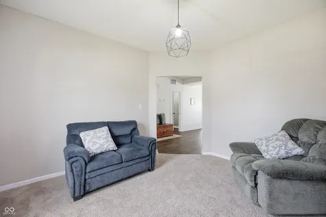 11755 Zander Drive Indianapolis IN 46235
