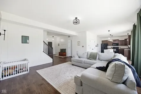 11755 Zander Drive Indianapolis IN 46235