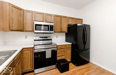 5415 Nighthawk Way Indianapolis IN 46254