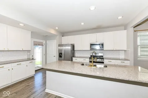 2606 Plano Drive Whitestown IN 46075