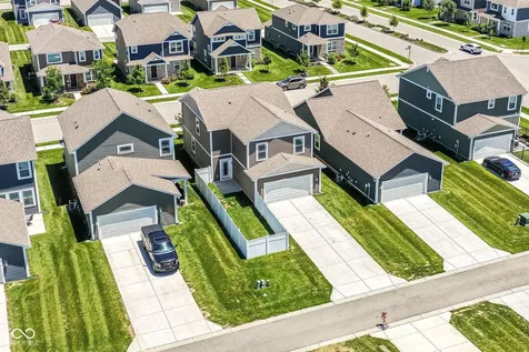 2606 Plano Drive Whitestown IN 46075