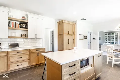 6299 Turnbridge Drive Avon IN 46123