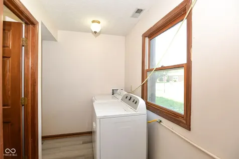 8129 Burn Court Indianapolis IN 46217