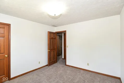 8129 Burn Court Indianapolis IN 46217