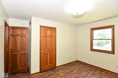 8129 Burn Court Indianapolis IN 46217