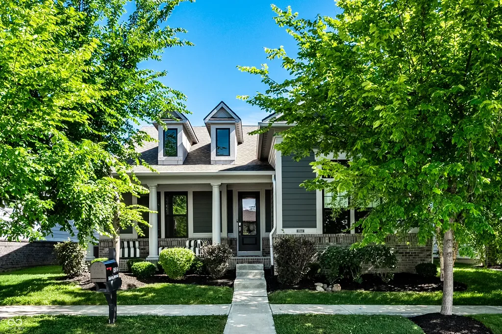 1514 Mairn Avenue Carmel IN 46032