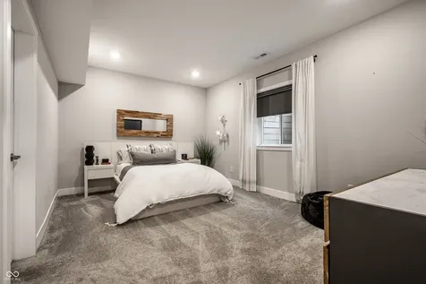 1514 Mairn Avenue Carmel IN 46032